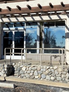 Window cleaning retail commercial janitorial services
